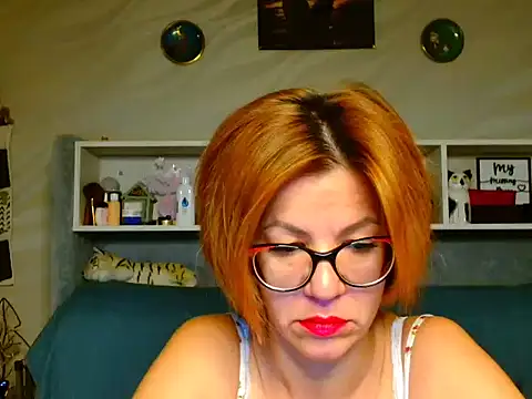 Snapshot of Natali3855 chatting on 20, 10, 2025 Natali3855 online show from 20, 10, 2025
