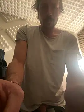 Snapshot of zenzero87 chatting on 5, 11, 2025 zenzero87 online show from 5, 11, 2025