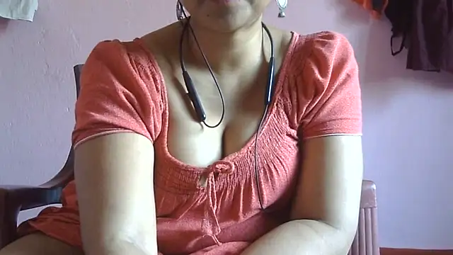 Snapshot of Suhana-sapna chatting on 1, 6, 2026 Suhana-sapna online show from 1, 6, 2026