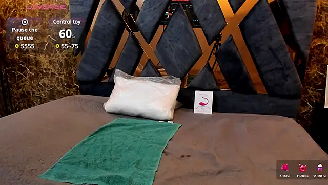 Flynn Riider online show from 1, 2, 2025