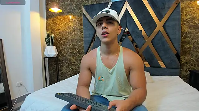 Flynn Riider online show from 6, 3, 2025