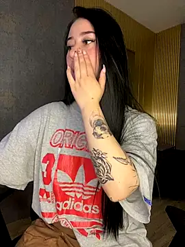 Zoee t online show from 24, 11, 2025