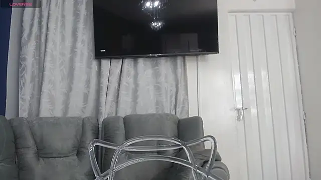  Natassia Dreams online show from 23, 3, 2025