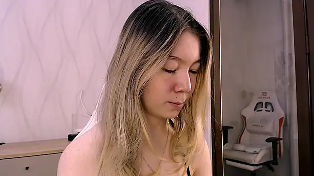 Babby Rabbit online show from 12, 11, 2025