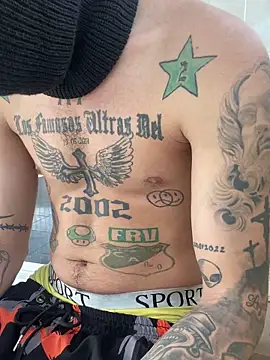 Snapshot of Junihn0 chatting on 17, 1, 2025 Junihn0 online show from 17, 1, 2025