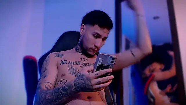 Snapshot of Junihn0 chatting on 12, 9, 2025 Junihn0 online show from 12, 9, 2025