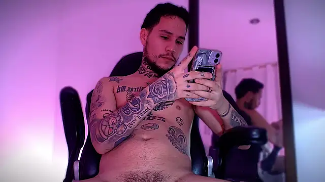 Snapshot of Junihn0 chatting on 27, 9, 2025 Junihn0 online show from 27, 9, 2025