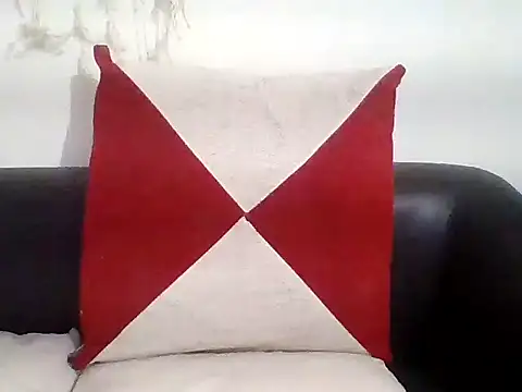 Snapshot of Tiny_busty chatting on 15, 9, 2025 Tiny busty online show from 15, 9, 2025