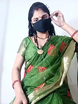 Snapshot of Cute-Aadhvita chatting on 8, 2, 2025 Cute-Aadhvita online show from 8, 2, 2025