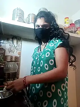 Snapshot of Cute-Aadhvita chatting on 17, 2, 2025 Cute-Aadhvita online show from 17, 2, 2025