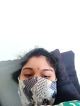 Snapshot of Cute-Aadhvita chatting on 15, 9, 2025 Cute-Aadhvita online show from 15, 9, 2025