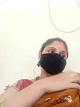 Snapshot of Cute-Aadhvita chatting on 19, 10, 2025 Cute-Aadhvita online show from 19, 10, 2025