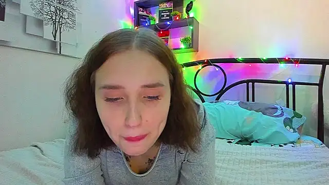 LinaTruly online show from 28, 3, 2026