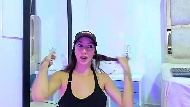 jolie lov online show from 29, 1, 2025