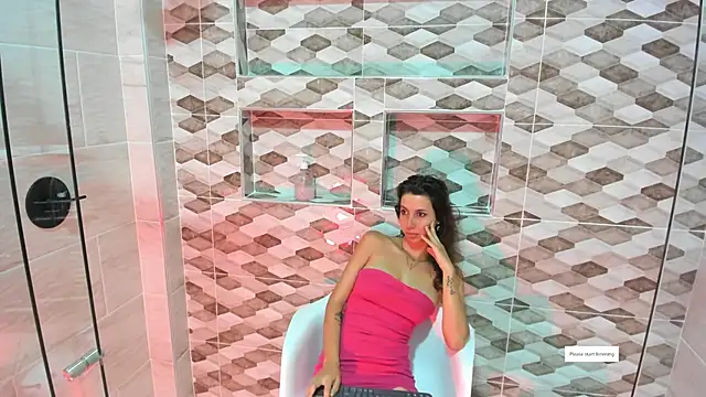 jolie lov online show from 8, 2, 2025