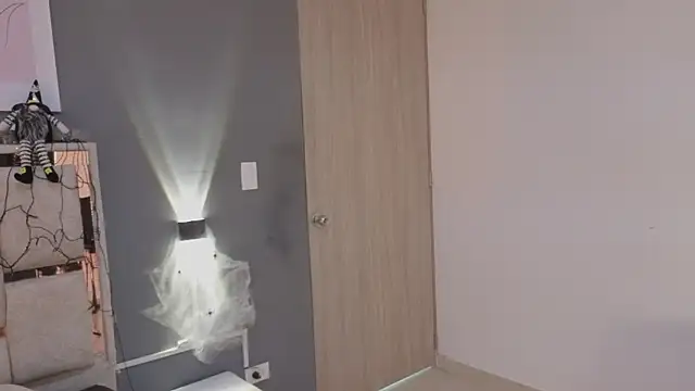 jolie lov online show from 20, 10, 2025