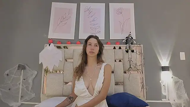 jolie lov online show from 29, 10, 2025