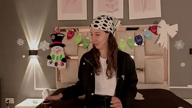 jolie lov online show from 22, 11, 2025