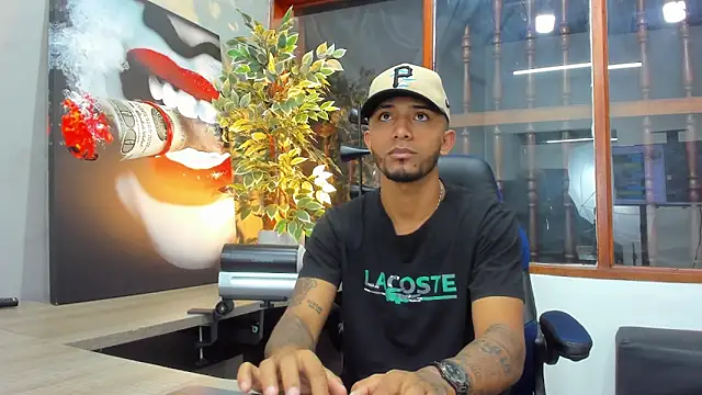 Snapshot of Robin_Rief chatting on 27, 1, 2025 Robin Rief online show from 27, 1, 2025