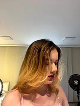 NicoleCut online show from 20, 11, 2025