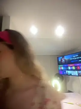 Snapshot of NicoleCut chatting on 14, 6, 2026 NicoleCut online show from 14, 6, 2026