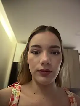 Snapshot of NicoleCut chatting on 12, 7, 2026 NicoleCut online show from 12, 7, 2026