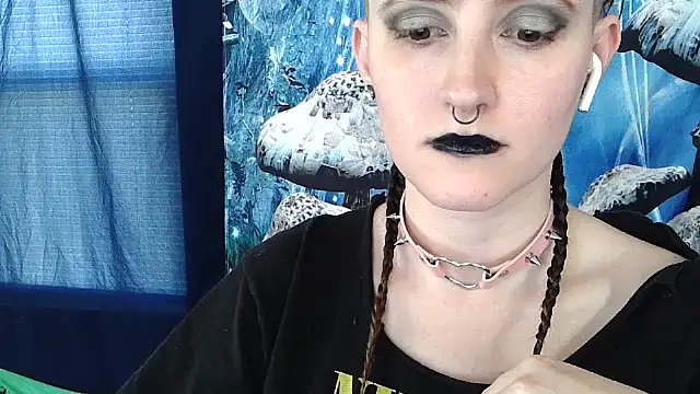 Snapshot of _hellostormy_ chatting on 8, 3, 2026 hellostormy online show from 8, 3, 2026