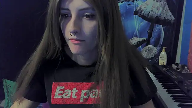 Snapshot of _hellostormy_ chatting on 13, 3, 2026 hellostormy online show from 13, 3, 2026