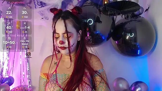 Snapshot of LatinasGoddesses_ chatting on 13, 10, 2025 LatinasGoddesses online show from 13, 10, 2025