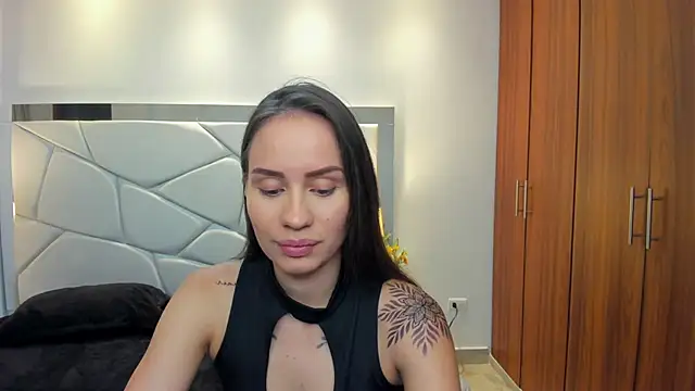kiim sweett online show from 15, 10, 2025