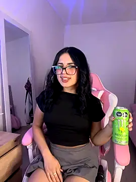 Emily-14 online show from 17, 10, 2025