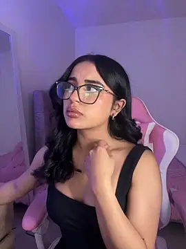 Emily-14 online show from 5, 4, 2026