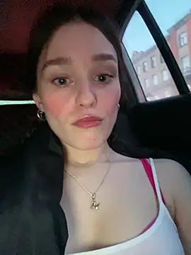 Mia Mia M online show from 5, 2, 2026