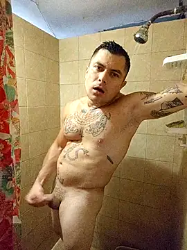 Snapshot of Cristiano_grande chatting on 6, 11, 2025 Cristiano grande online show from 6, 11, 2025