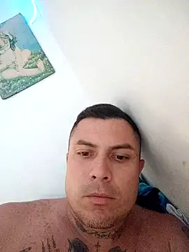 Snapshot of Cristiano_grande chatting on 2, 12, 2025 Cristiano grande online show from 2, 12, 2025