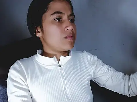 Snapshot of brihanna_lena chatting on 30, 4, 2026 brihanna lena online show from 30, 4, 2026