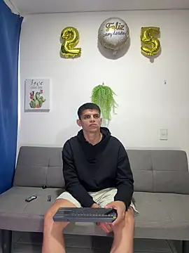 Snapshot of boss_of_cash chatting on 4, 2, 2026 boss of cash online show from 4, 2, 2026