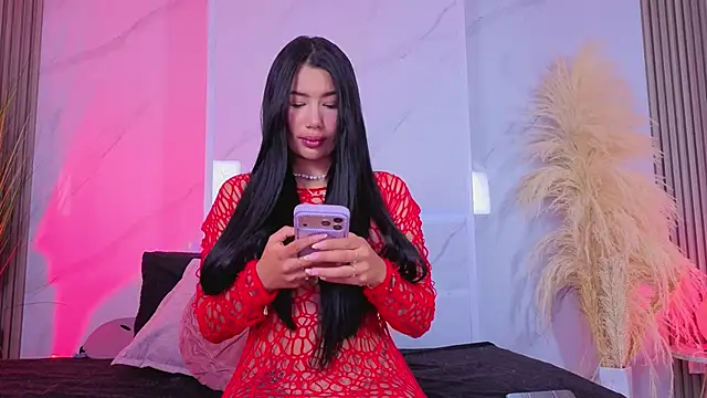 Chlooee   online show from 14, 5, 2026