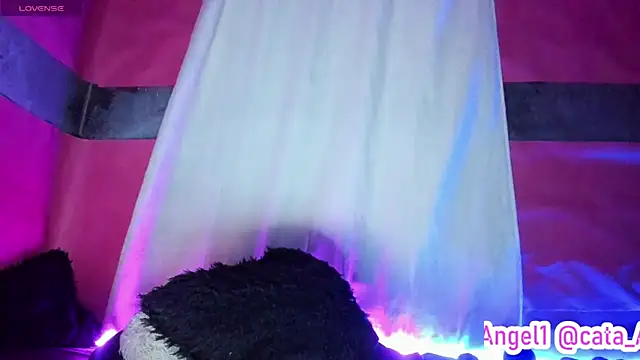 Cata-angel online show from 22, 2, 2025