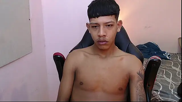 mr stiven  online show from 5, 1, 2025