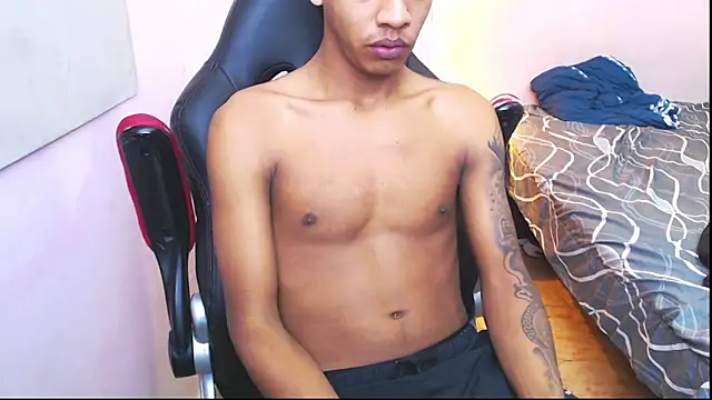 mr stiven  online show from 5, 1, 2025