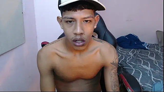 mr stiven  online show from 6, 1, 2025