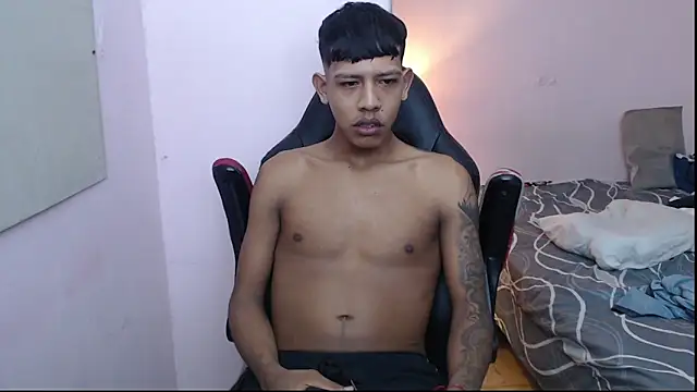 mr stiven  online show from 11, 1, 2025