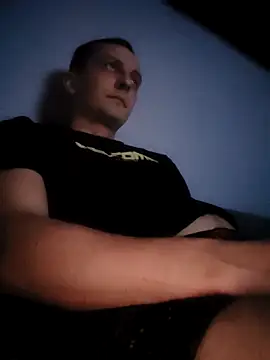 Snapshot of Kondzio chatting on 8, 3, 2026 Kondzio online show from 8, 3, 2026