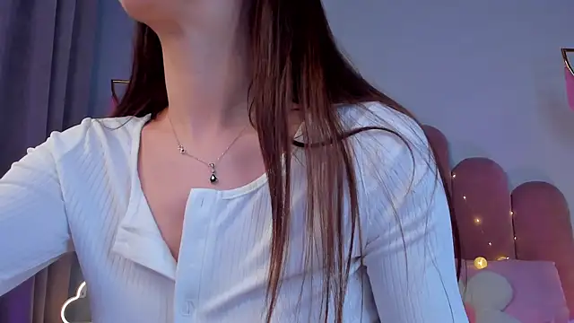 ElsaYoung online show from 18, 1, 2025