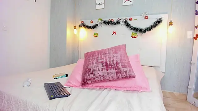 Milaspetite online show from 19, 12, 2024