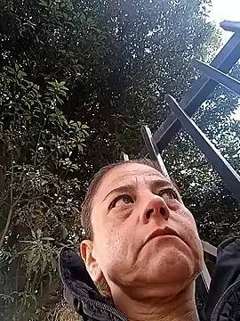 sasi luna online show from 6, 2, 2026