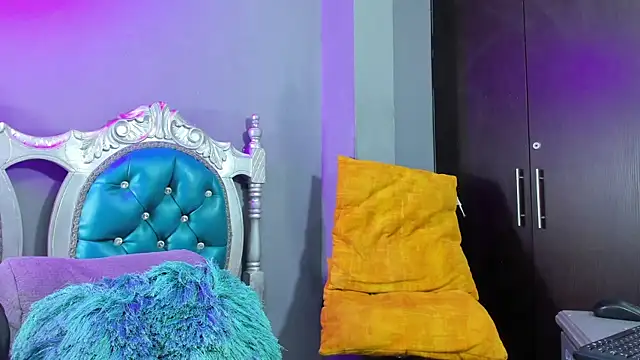 Snapshot of elizabeth_rosa21 chatting on 7, 1, 2025 elizabeth rosa21 online show from 7, 1, 2025