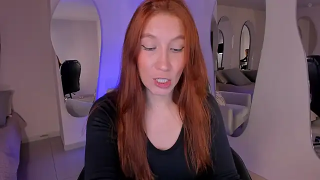 Snapshot of MiaFarrell_ chatting on 19, 5, 2026 MiaFarrell online show from 19, 5, 2026