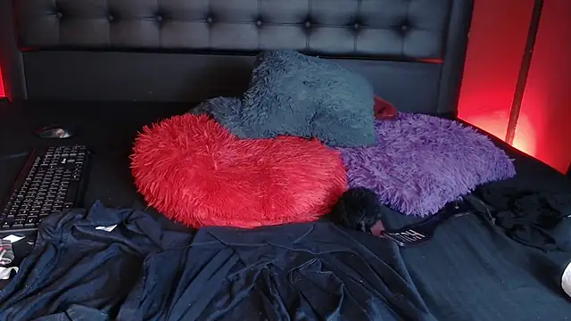 Nicole Brown1126 online show from 1, 3, 2025